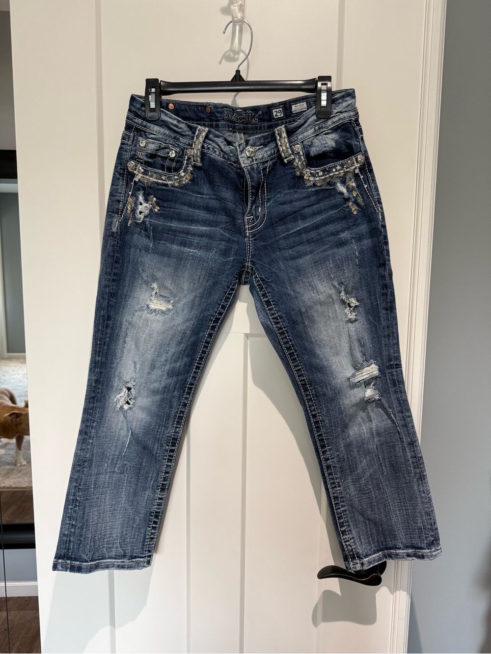 Miss Me mid-rise easy cropped capri size 29